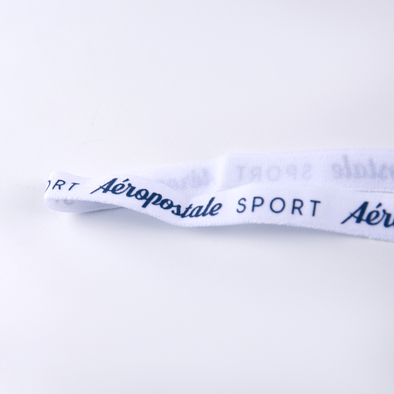 Elastyczny urok nylonowej gumki: uderzenie działające poza gumą i poliestrem